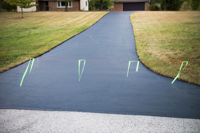 Tar Driveway Sealing in Tampa, FL