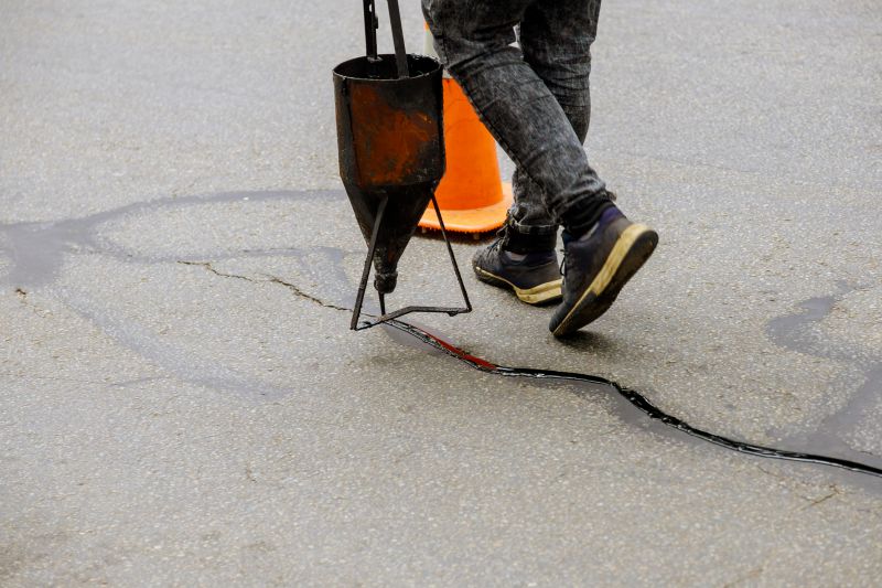Asphalt Crack Sealing in Sarasota, FL