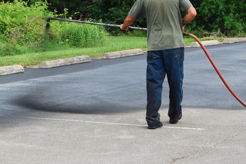 Blacktop Sealcoating in Denver, CO